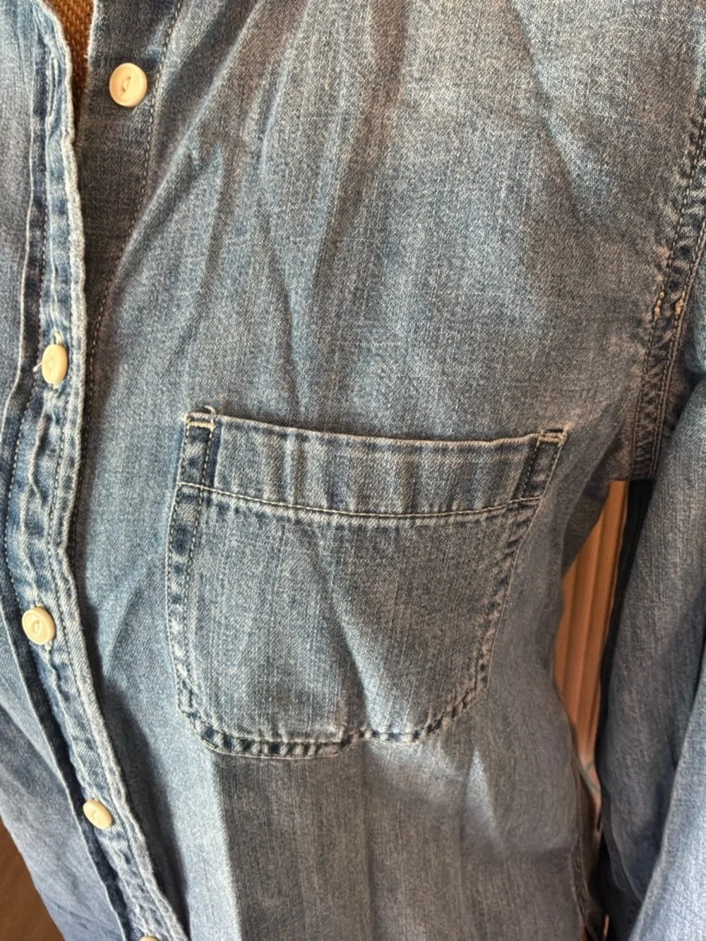 J. Crew Light Blue Denim Button-Up Shirt Size 4 Chambray Western Preppy